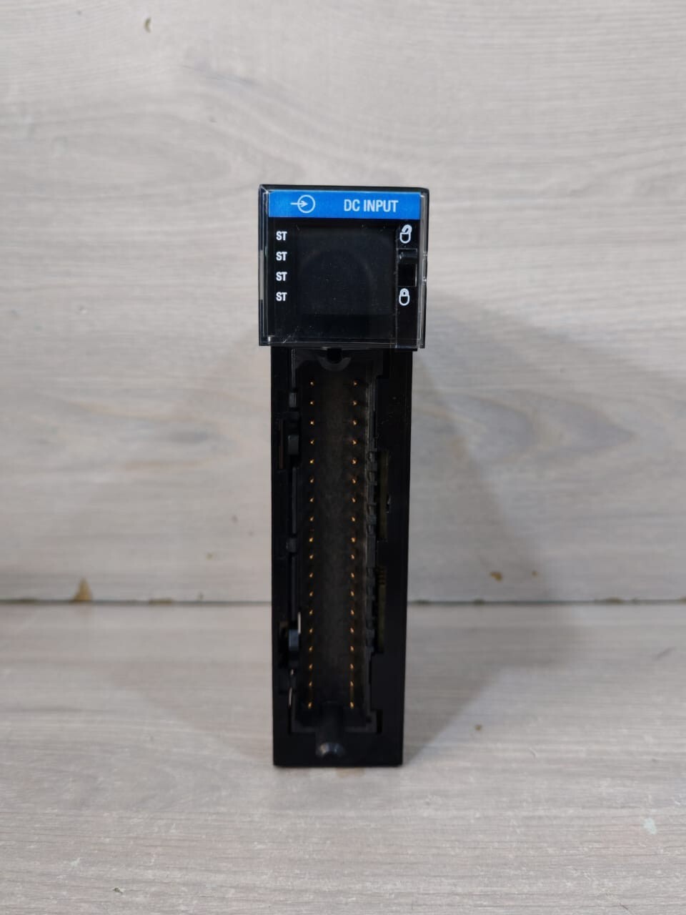 Allen Bradley 1756-IB32 SER B ControlLogix 32 Pt Module