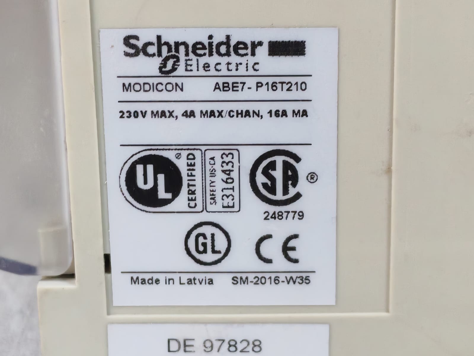 Schneider Electric P16T210 SCHNEIDER ELECTRIC ABE7 P16T210 4