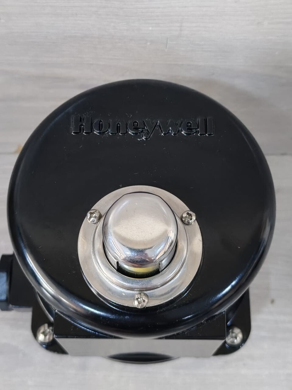 Honeywell OFF-220 HONEYWELL OM-1,35Nm ON/OFF,220-240V,50/60Hz BUTTERFLY VALVE ACTUATOR 8