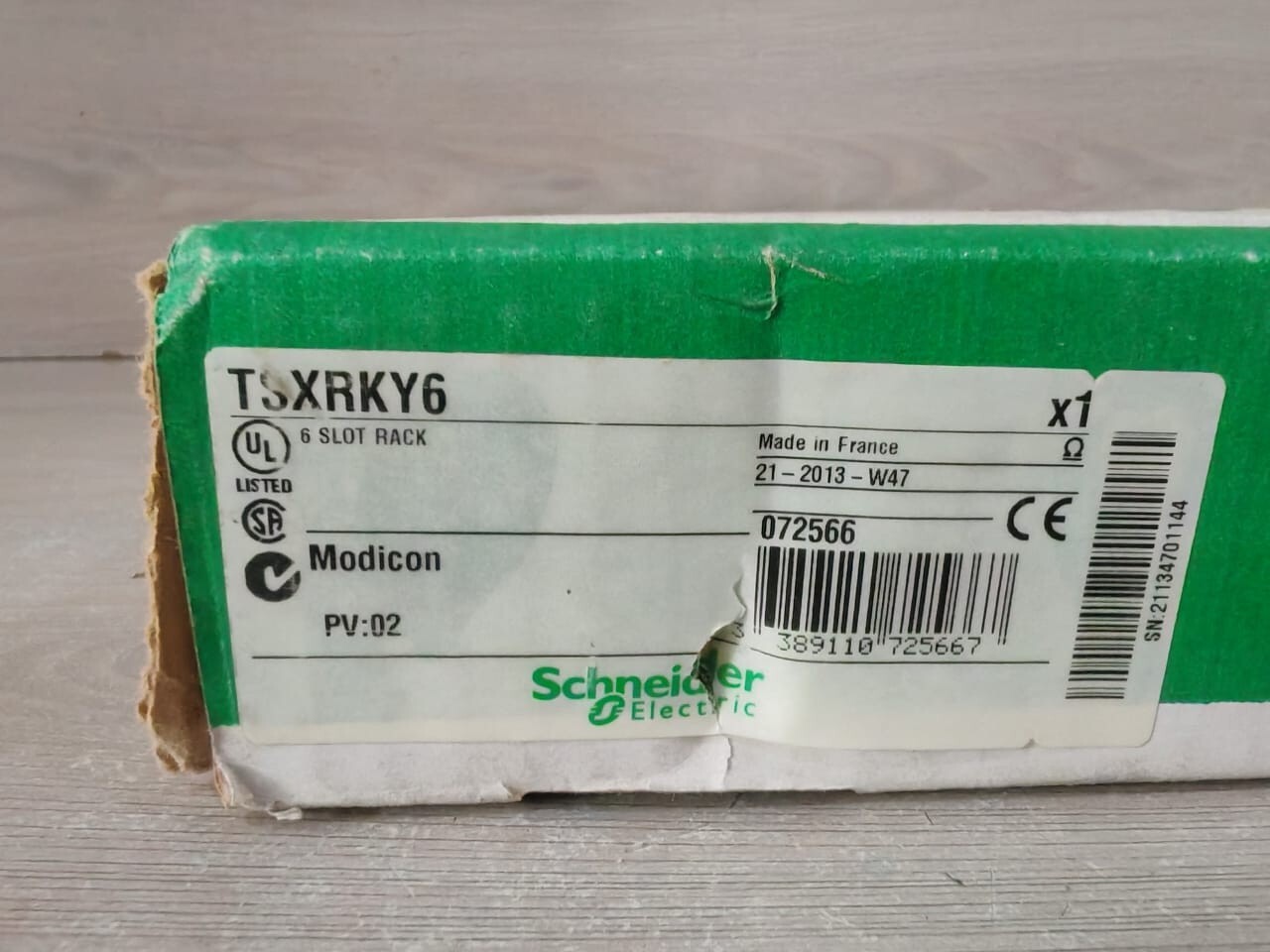 Schneider Electric TSXRKY6 SCHNEIDER ELECTRIC TSXRKY6 6 SLOT RACK 8