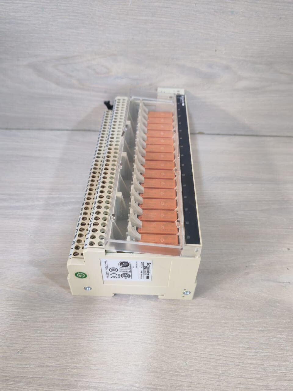 Schneider Electric ABE7 R16T230 SCHNEIDER ELECTRIC ABE7 R16T230 MODICON 064467 6