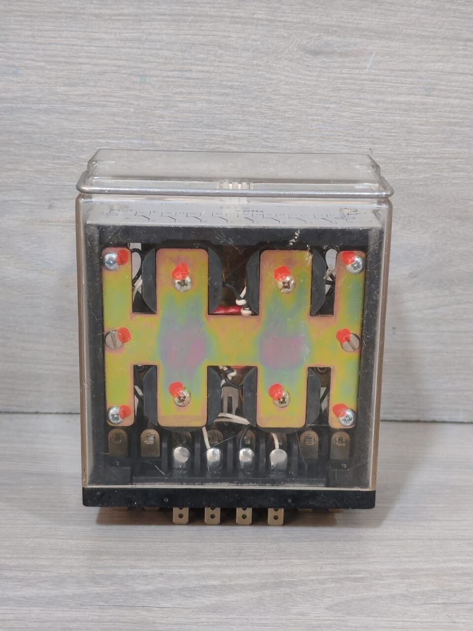 ARTECHE BJ8 ARTECHE BJ8 110V 50/60Hz RELAY 6