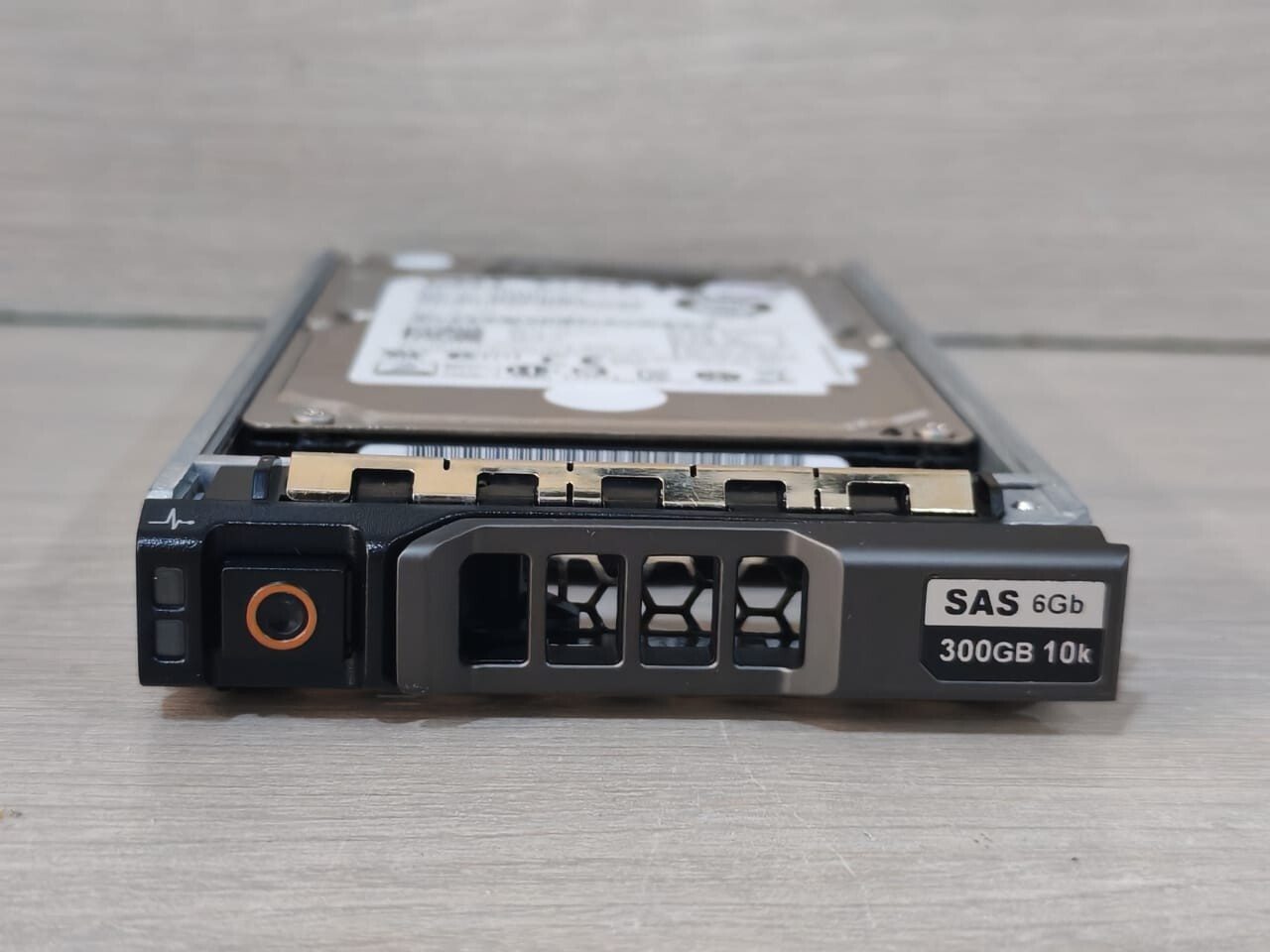 Dell HDEBC03DAA51 DELL AL13SEB300 HDEBC03DAA51 SAS 6GB 300GB 10 K HARD DRIVE 6