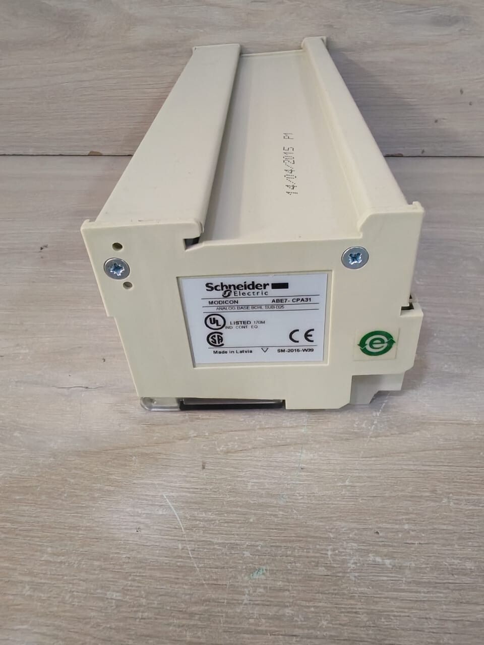 Schneider Electric PV-01 SCHNEIDER ELECTRIC MODICON ABE7-CPA31 PV:01 4