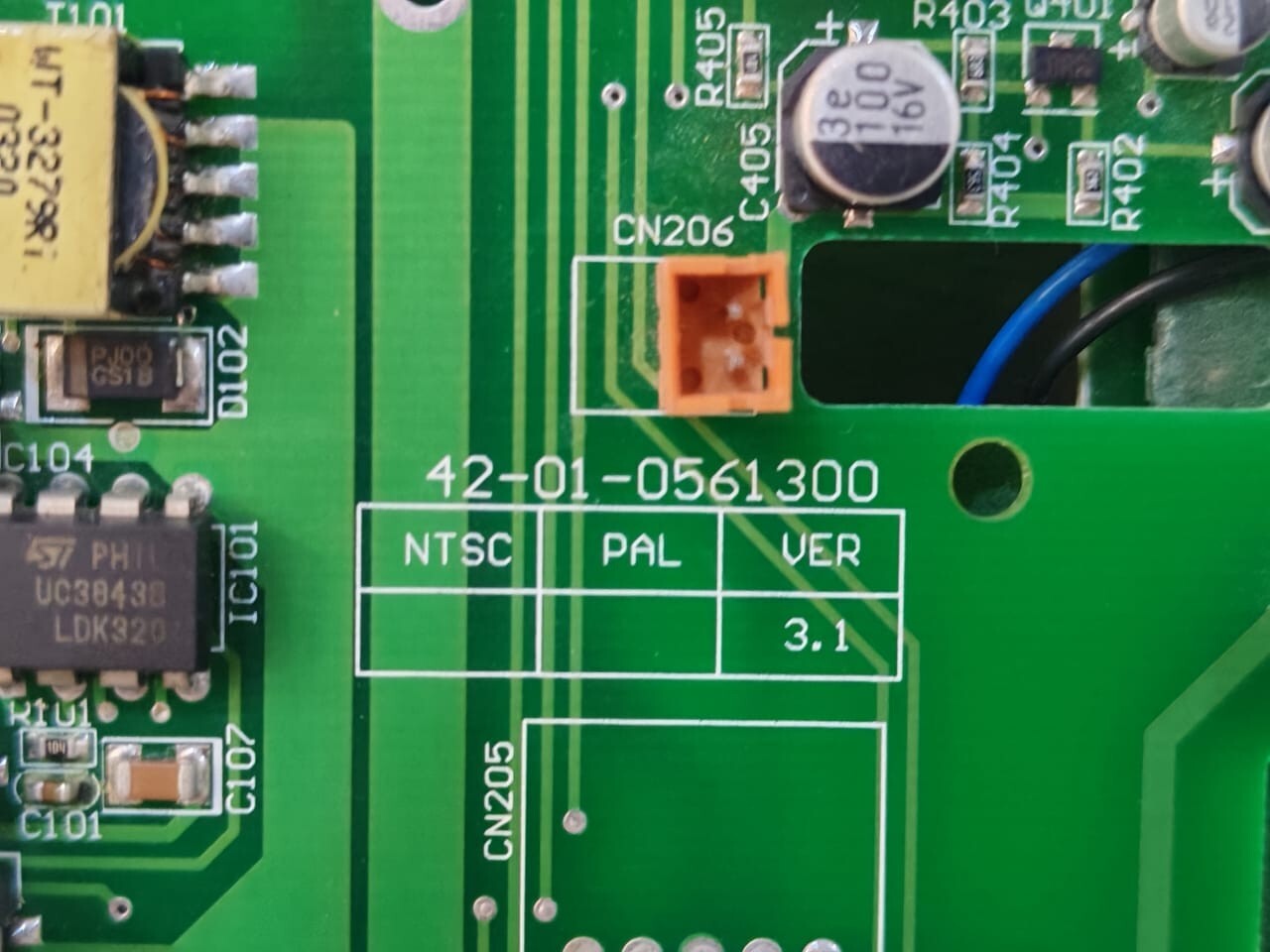 99-11-056P11 99-11-056P11 / 42-01-0561300 CIRCUIT BOARD FROM WHOLER TFT LCD MONITOR 5