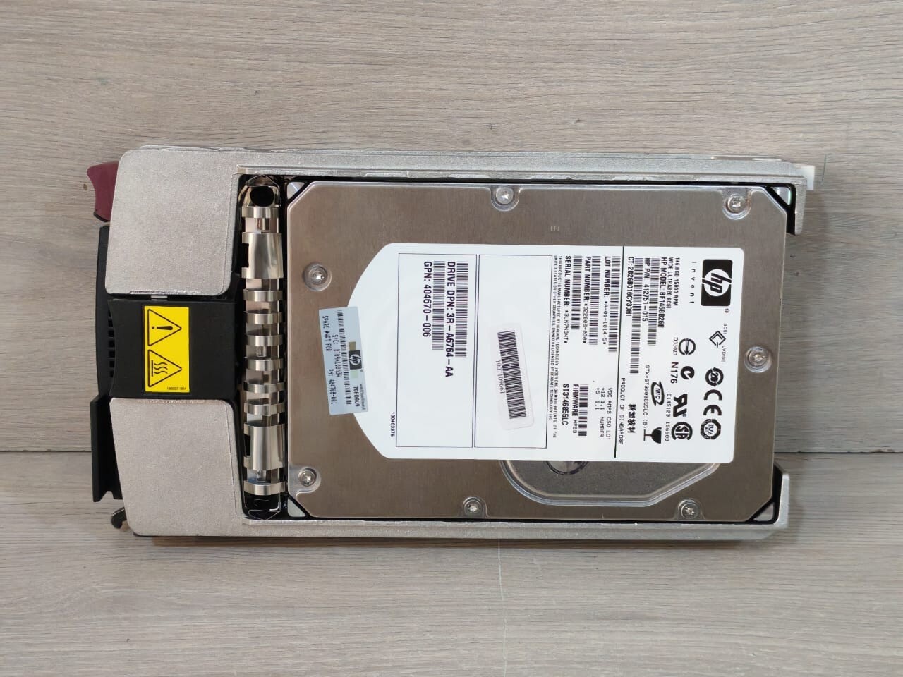 HP ULTRA-320 HP BF1468B26B 412751-015 146-GB 10K ULTRA 320 SCSI HARD DRIVE 9