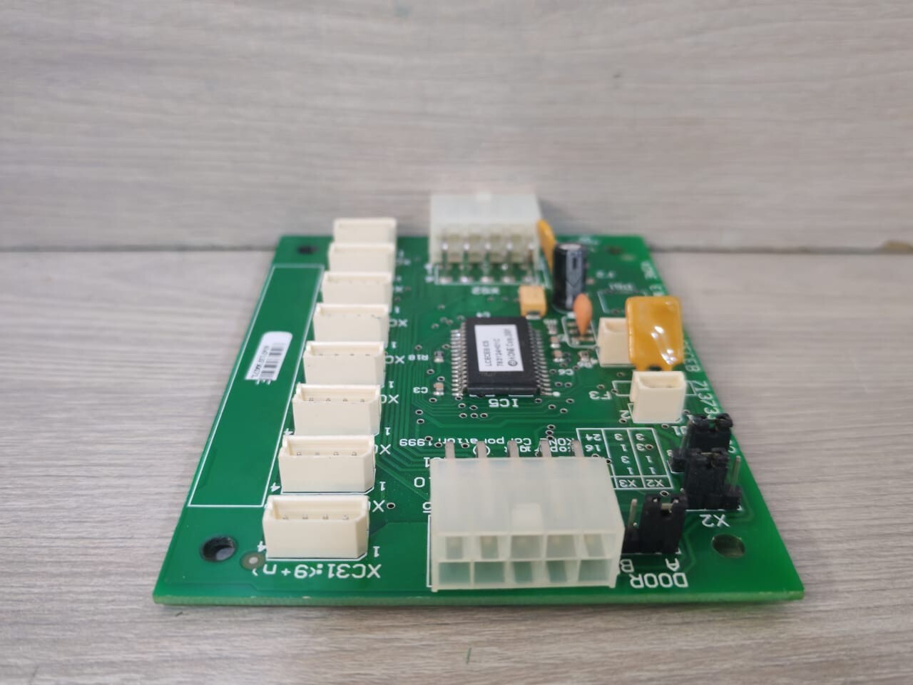 KONE KM713730G71 Kone Elevators LCECEB 713733 H02 /KM713730G71 CIRCUIT BOARD 6