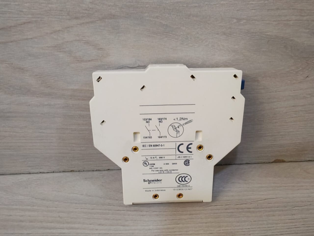 Schneider Electric LAD8N20 Schneider Electric LAD8N20 Auxilliary Contact Block 3