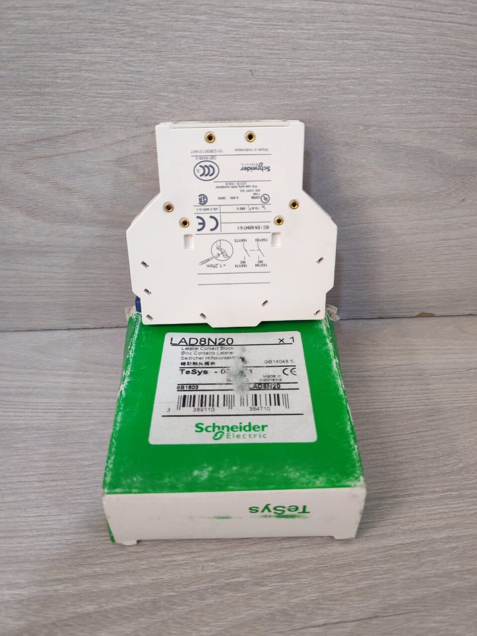 Schneider Electric LAD8N20 Auxilliary Contact Block