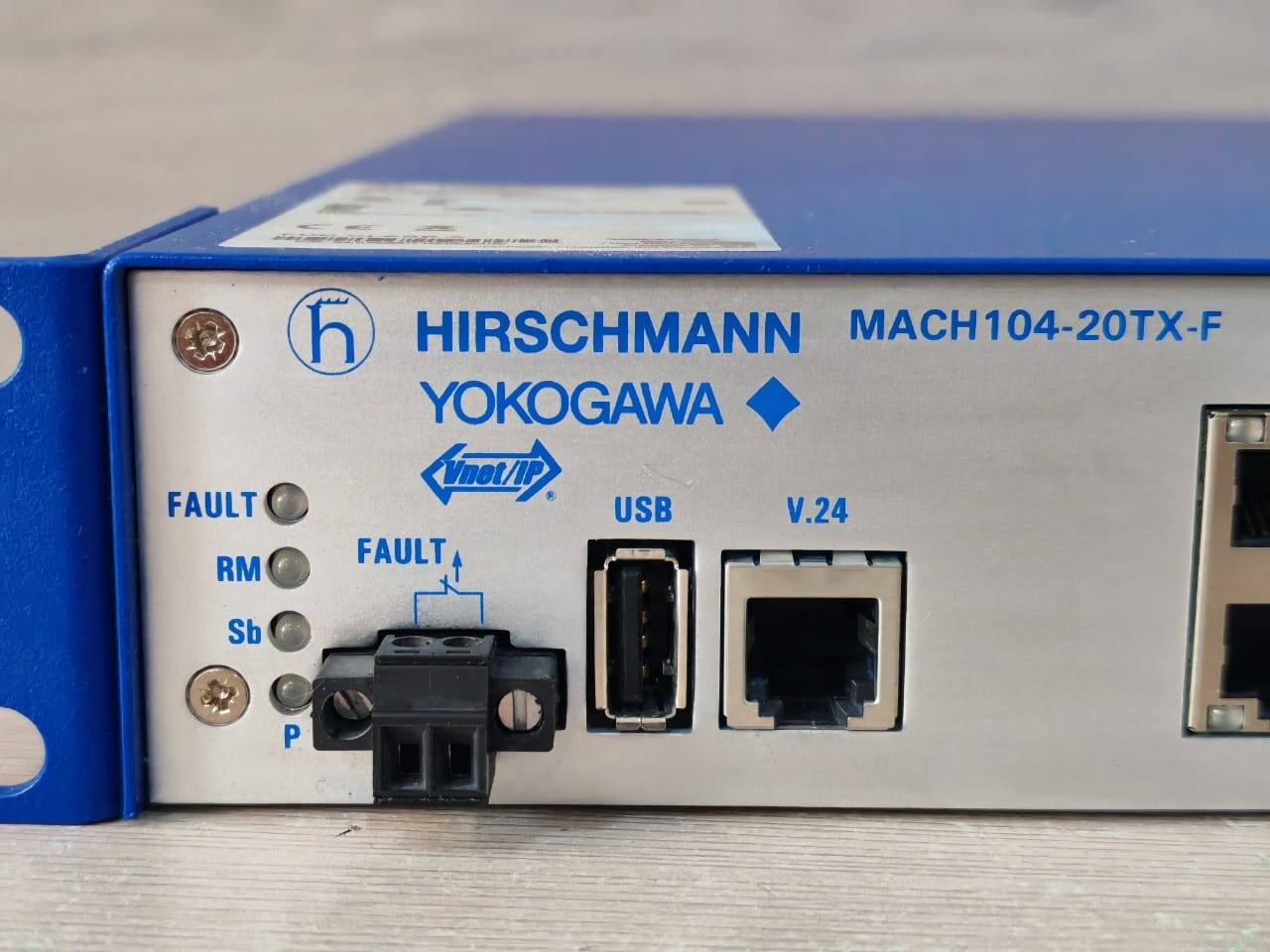 Hirschmann MACH104-20TX-F HIRSCHMANN MACH104-20TX-F WORKGROUP -SWITCH INDUSTRIAL CONTROL EQUIPMENT 2