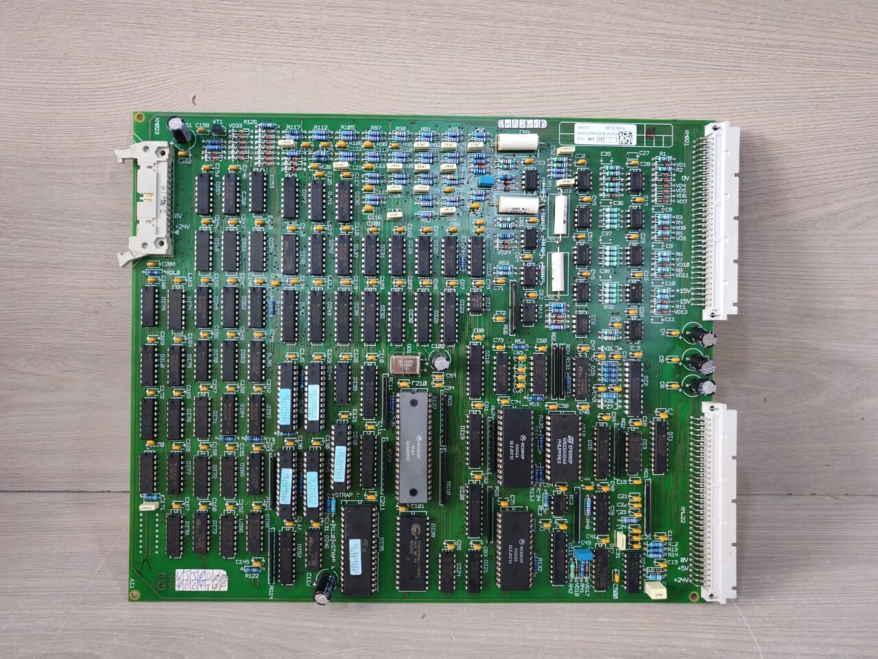 Schneider Electric 51028161XD-1FA SCHNEIDER ELECTRIC 51028162SE / 51028161XD-1FA CARTE AROI PCBA GALAXY-PW-SPARE 2