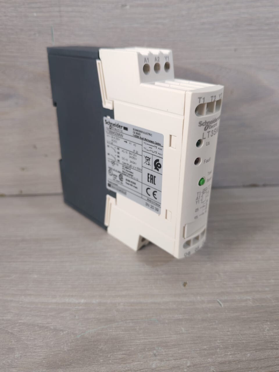 Schneider Electric LT3SM00MW SCHNEIDER ELECTRIC LT3SM00MW THERMISTOR PROTECTION UNIT 7