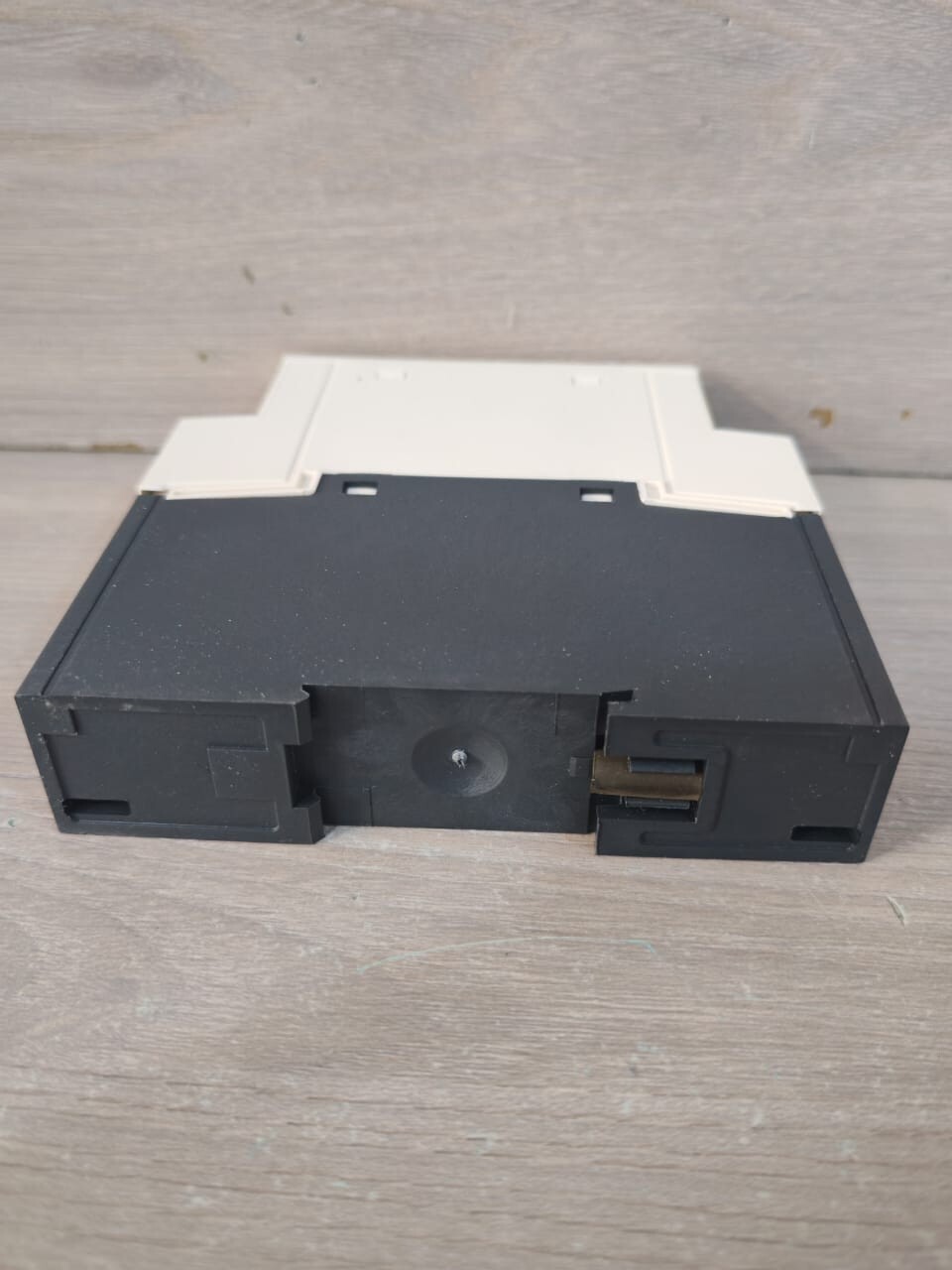 Schneider Electric LT3SM00MW SCHNEIDER ELECTRIC LT3SM00MW THERMISTOR PROTECTION UNIT 9