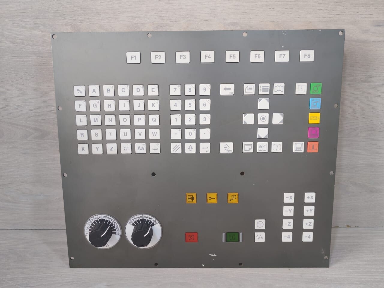 RAFI Lage Teil A 5.40 552.657-000 Operator Panel