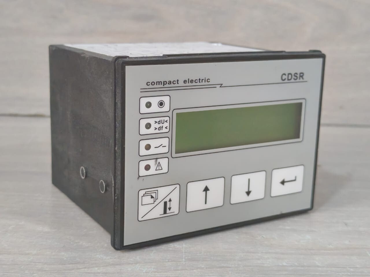 COMPACT ELECTRIC CDSR-21 / CDSR-21-G0602 COMPACT ELECTRIC CDSR-21 / CDSR-21-G0602 DIGITAL SYNCHRO-CHECK RELAY 6