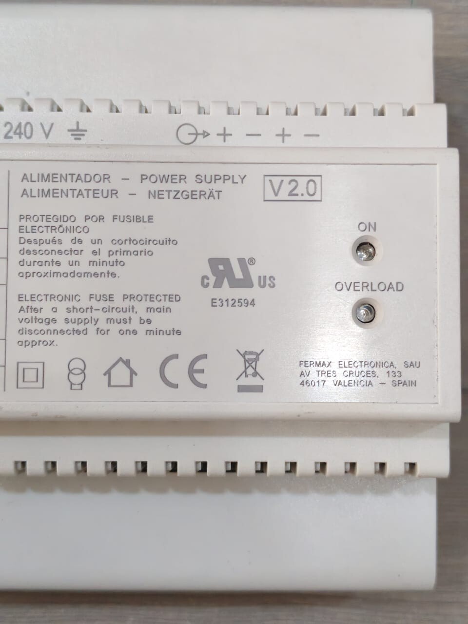 FERMAX REF.4813 V2.0 FERMAX REF.4813 ALIMENTADOR POWER SUPPLY V2.0 100-240V 3