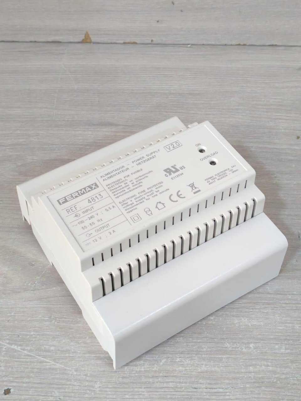FERMAX REF.4813 V2.0 FERMAX REF.4813 ALIMENTADOR POWER SUPPLY V2.0 100-240V 4