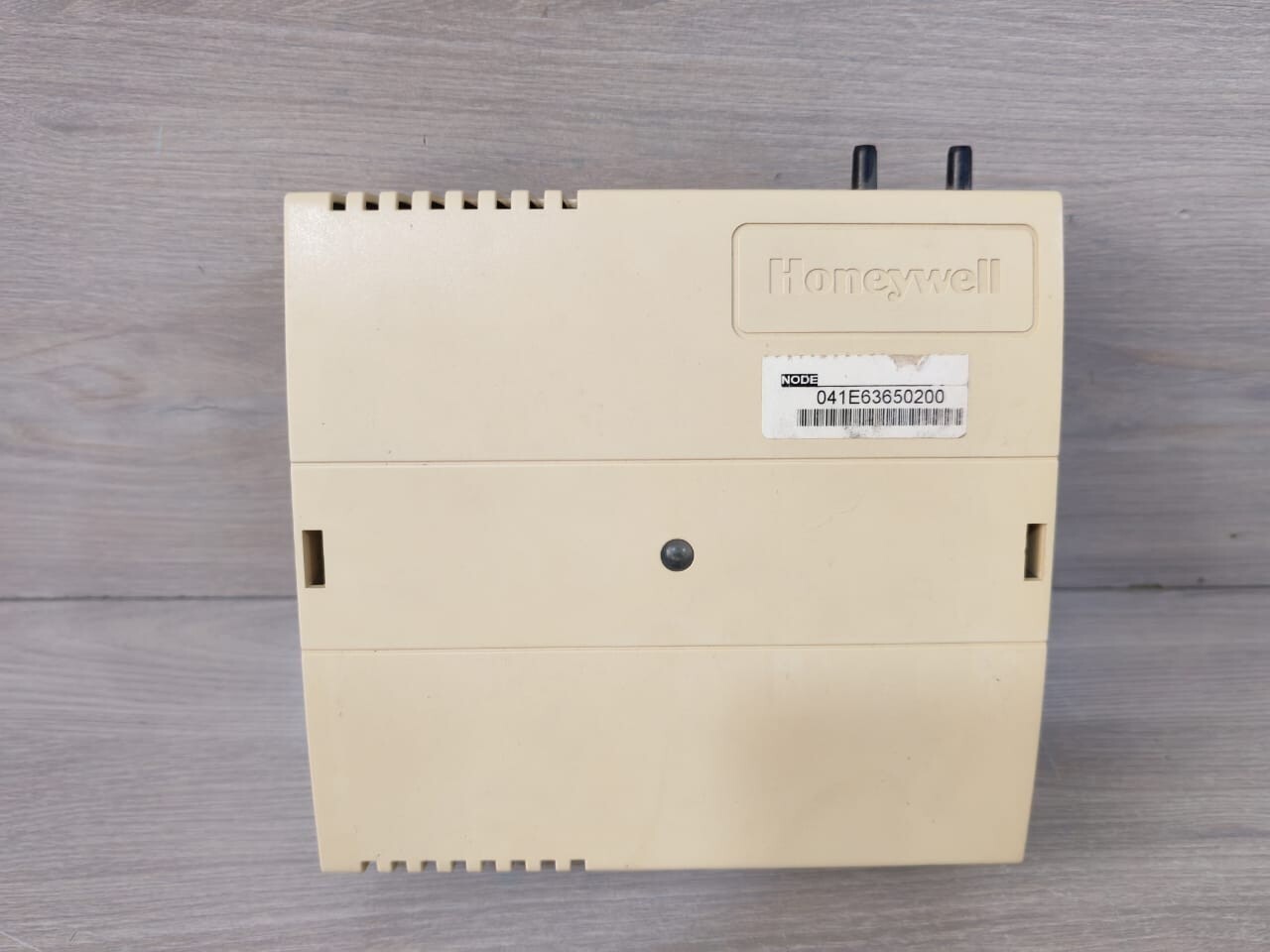 Honeywell W7751D 2008 Honeywell W7751D 2008 Vav Controller 2