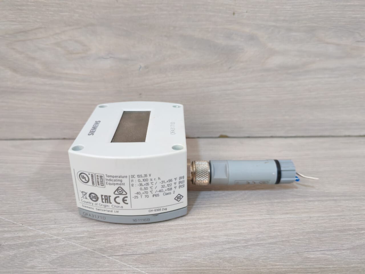 Siemens QFA3171D Siemens QFA3171D Room Humidity /Temperature Sensor 3