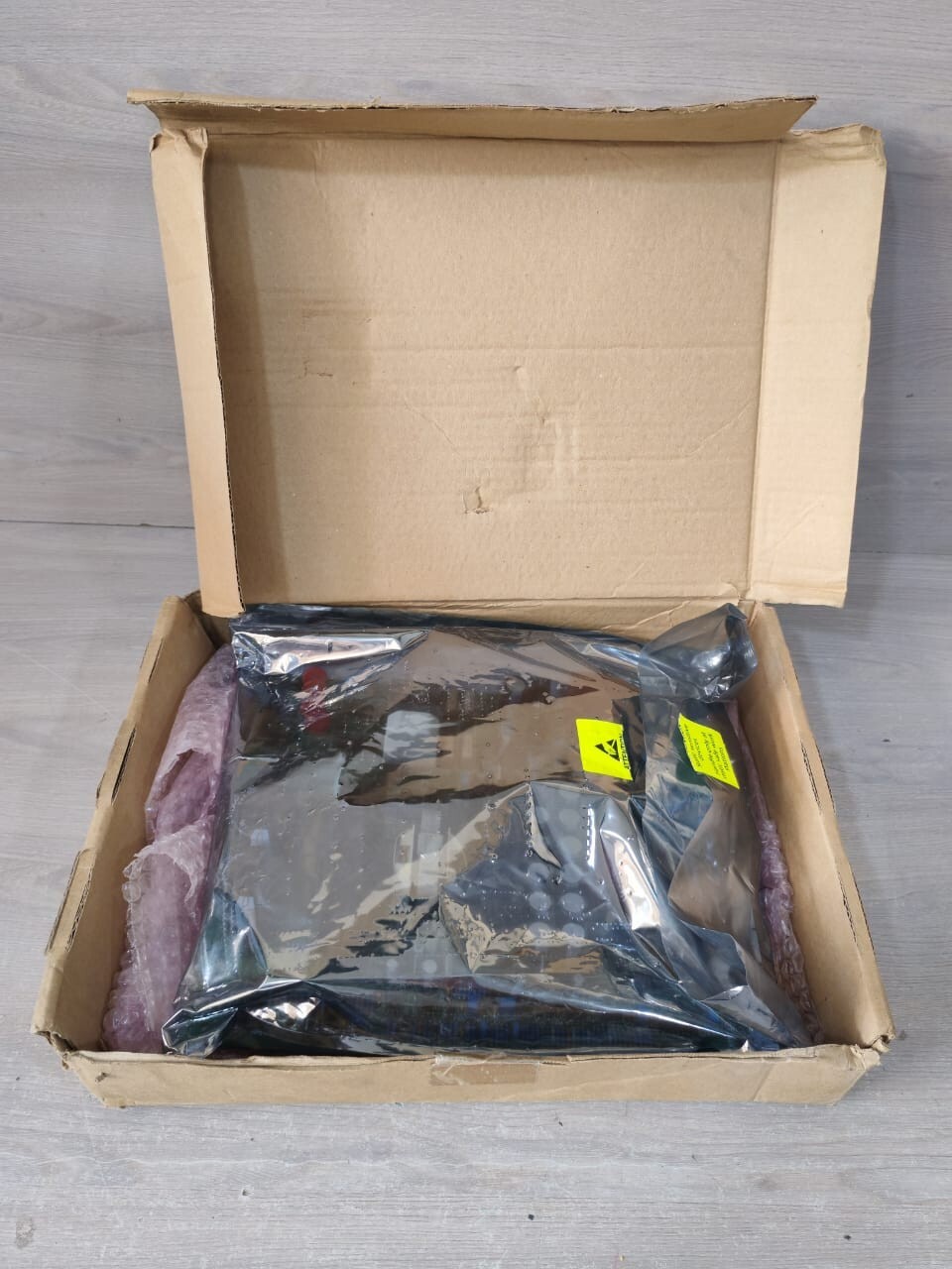 Schneider Electric 6739818SE SCHNEIDER ELECTRIC 6739818SE ALEZ PCBA GALAXY-IGBT PRINTED CIRCUIT BOARD 2