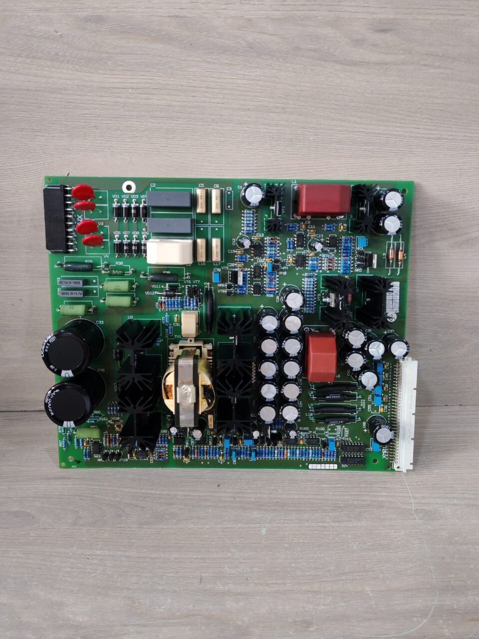 Schneider Electric 6739818SE SCHNEIDER ELECTRIC 6739818SE ALEZ PCBA GALAXY-IGBT PRINTED CIRCUIT BOARD 3
