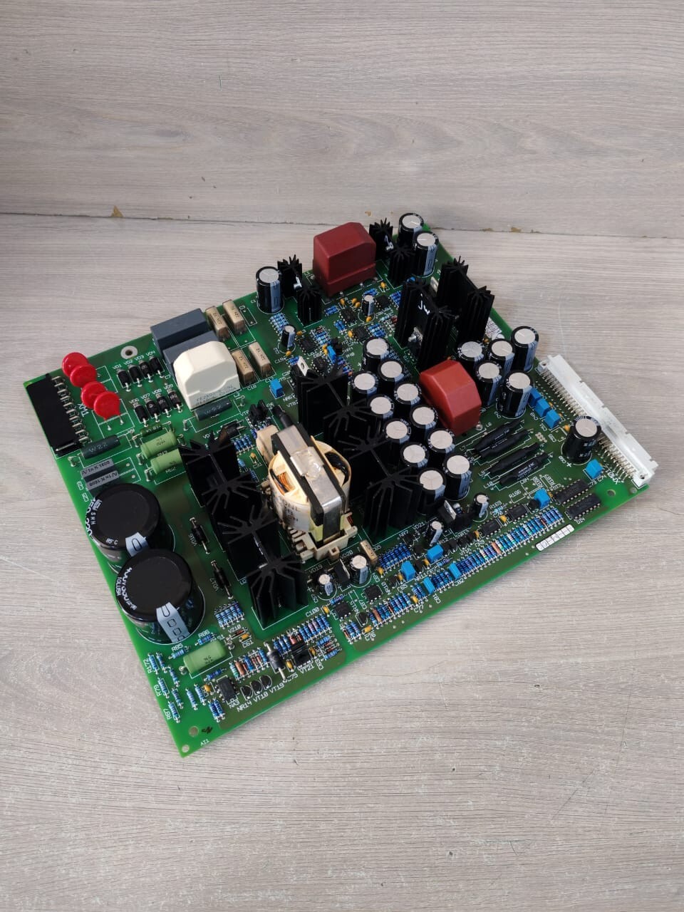 Schneider Electric 6739818SE SCHNEIDER ELECTRIC 6739818SE ALEZ PCBA GALAXY-IGBT PRINTED CIRCUIT BOARD 4