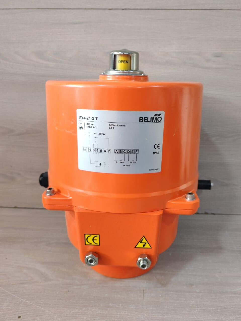 Belimo SY4-24-3-T BELIMO SY4-24-3-T ROTARY ACTUATOR 400Nm AC/DC 24V OPEN/CLOSE 3PT. 20S 2X SPDT 2