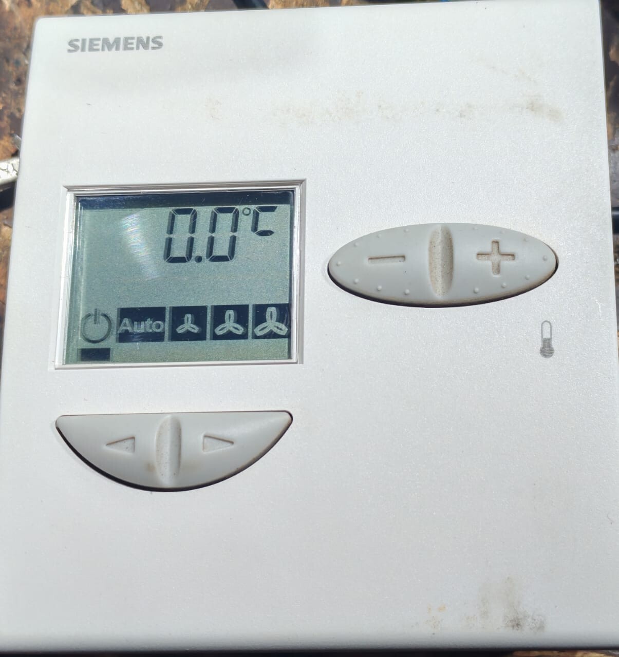 Siemens QAX34.1 SIEMENS QAX34.1 ROOM UNIT SENSOR 2