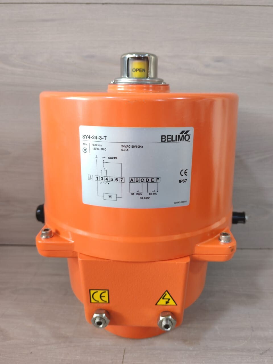 Belimo SY4-24-3-T BELIMO SY4-24-3-T ROTARY ACTUATOR 400Nm AC/DC 24V OPEN/CLOSE 3PT. 20S 2X SPDT 2
