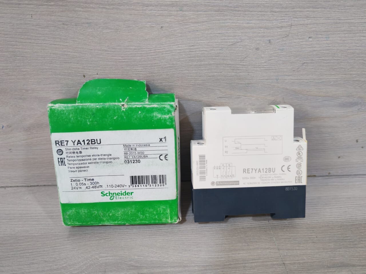Schneider Electric RE7 YA12BU Schneider Electric RE7 YA12BU Star-Delta Timer Relay 2
