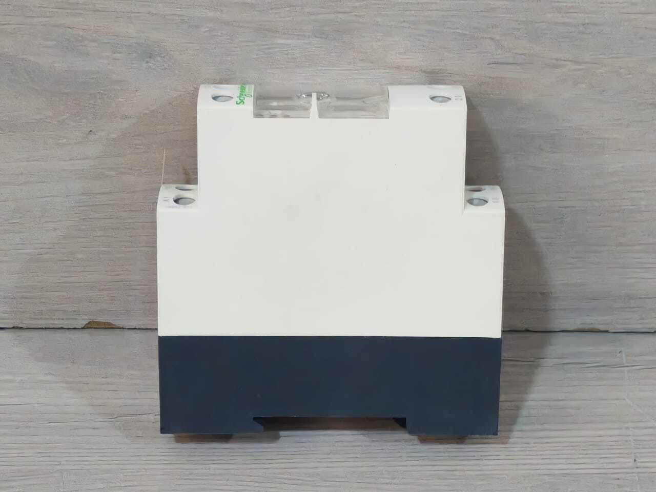 Schneider Electric RE7 YA12BU Schneider Electric RE7 YA12BU Star-Delta Timer Relay 5