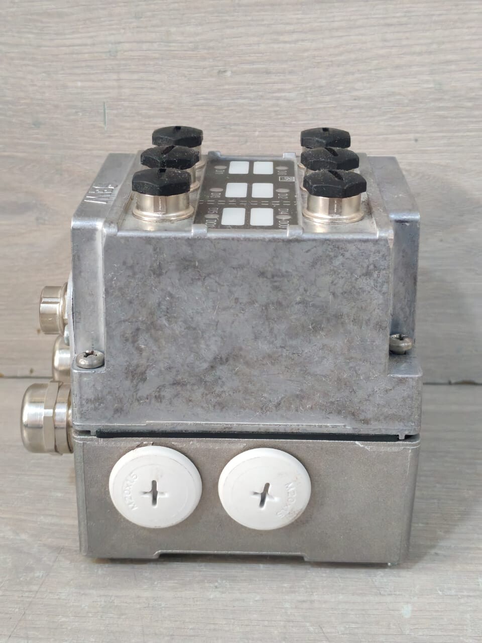 Sew Eurodrive 01.8115393702.0047.22 SEW- EURODRIVE MFE52B/Z21D 01.8115393702.0047.22 FIELDBUS DISTRUBUTOR 10
