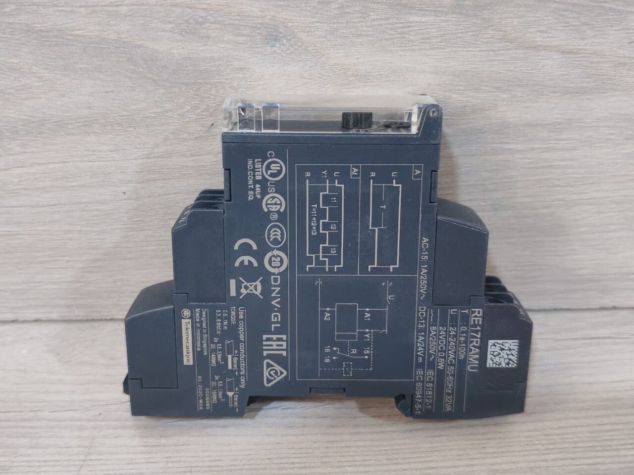Schneider RE17RAMU Schneider Electric RE17RAMU On Delay Timer 3
