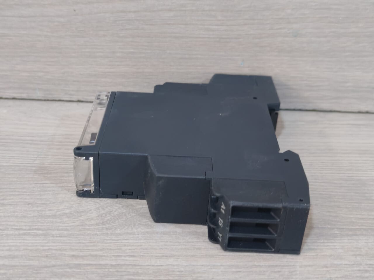 Schneider RE17RAMU Schneider Electric RE17RAMU On Delay Timer 6