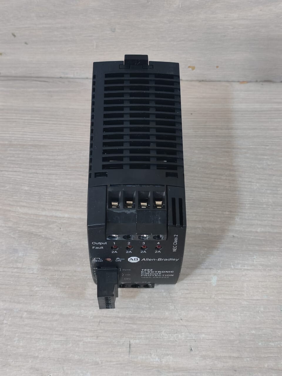 Allen-Bradley 1692-ZR2222 SER.A ALLEN-BRADLEY BULLETIN 1692 1692-ZR2222 SER.A ELECTRIONIC CIRCUIT PROTECTION 24V 10