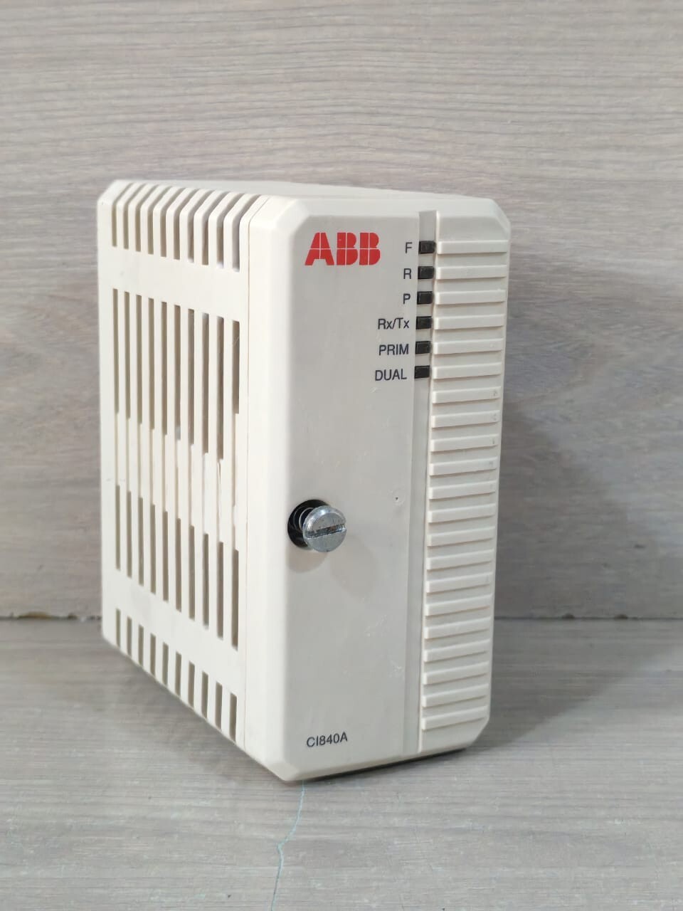 ABB CI840A 3BSE041882R1 PR:A ABB CI840A 3BSE041882R1 PR:A COMMUNICATION INTERFACE MODULE 3