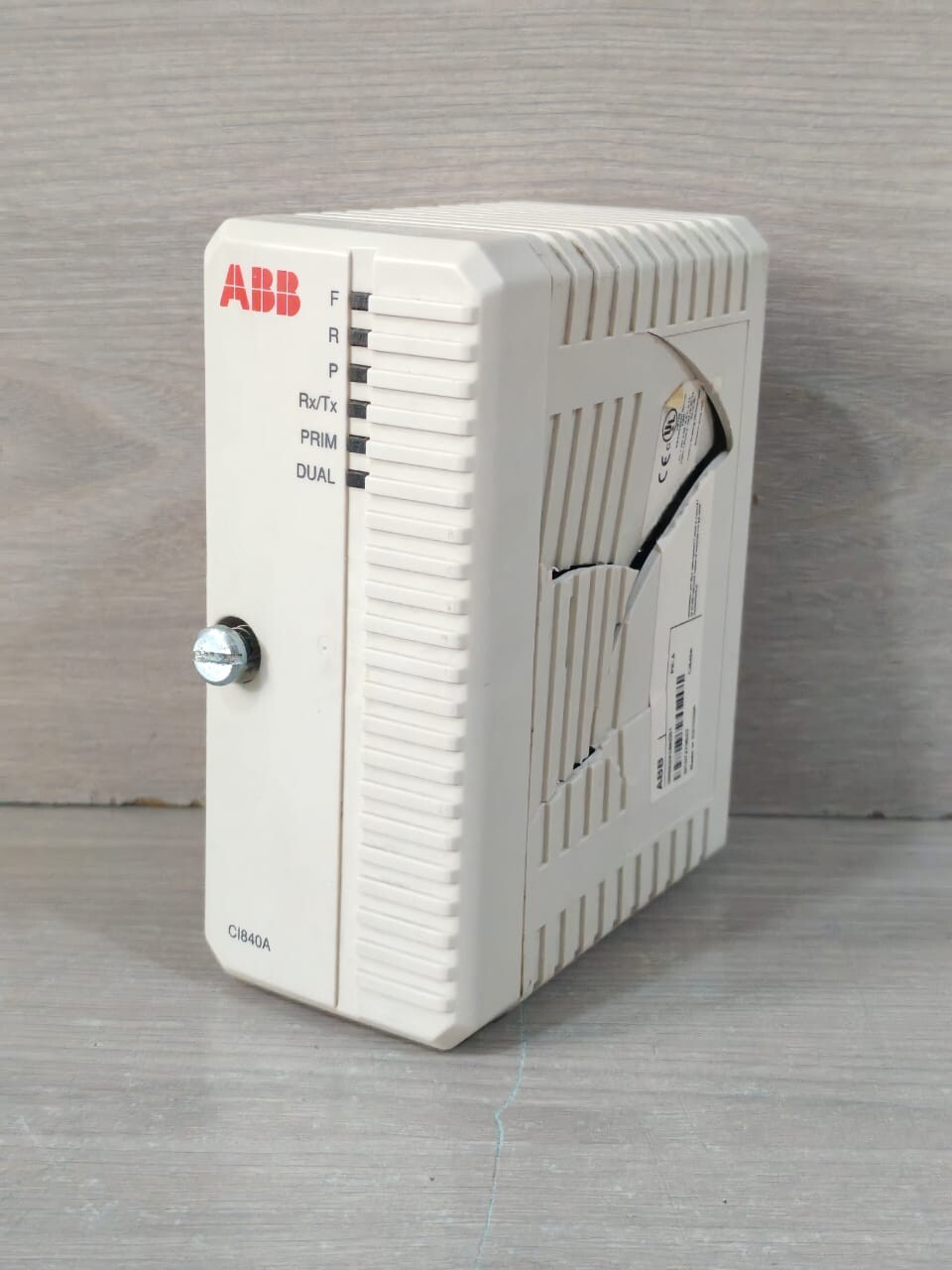 ABB CI840A 3BSE041882R1 PR:A ABB CI840A 3BSE041882R1 PR:A COMMUNICATION INTERFACE MODULE 4