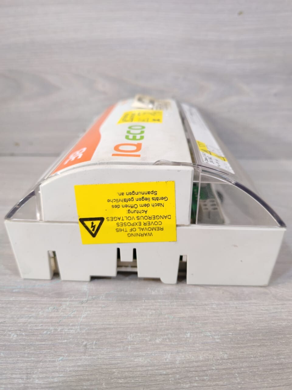 Trend IQE38-1201U50036 TREND IQE38-1201U50036 TERMINAL UNIT CONTROLLER 8