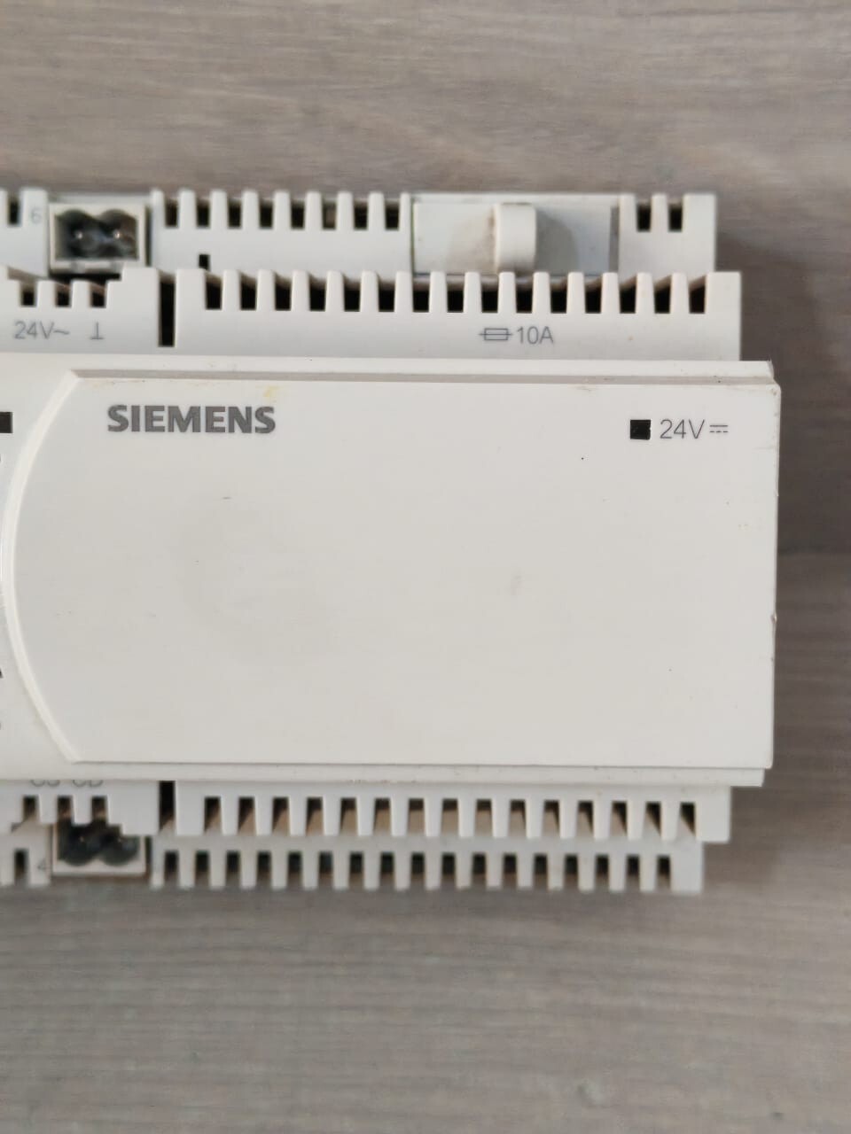 Siemens TXB1.PBUS SIEMENS TXB1.PBUS DIGITAL OUTPUT MODULE 24V 4