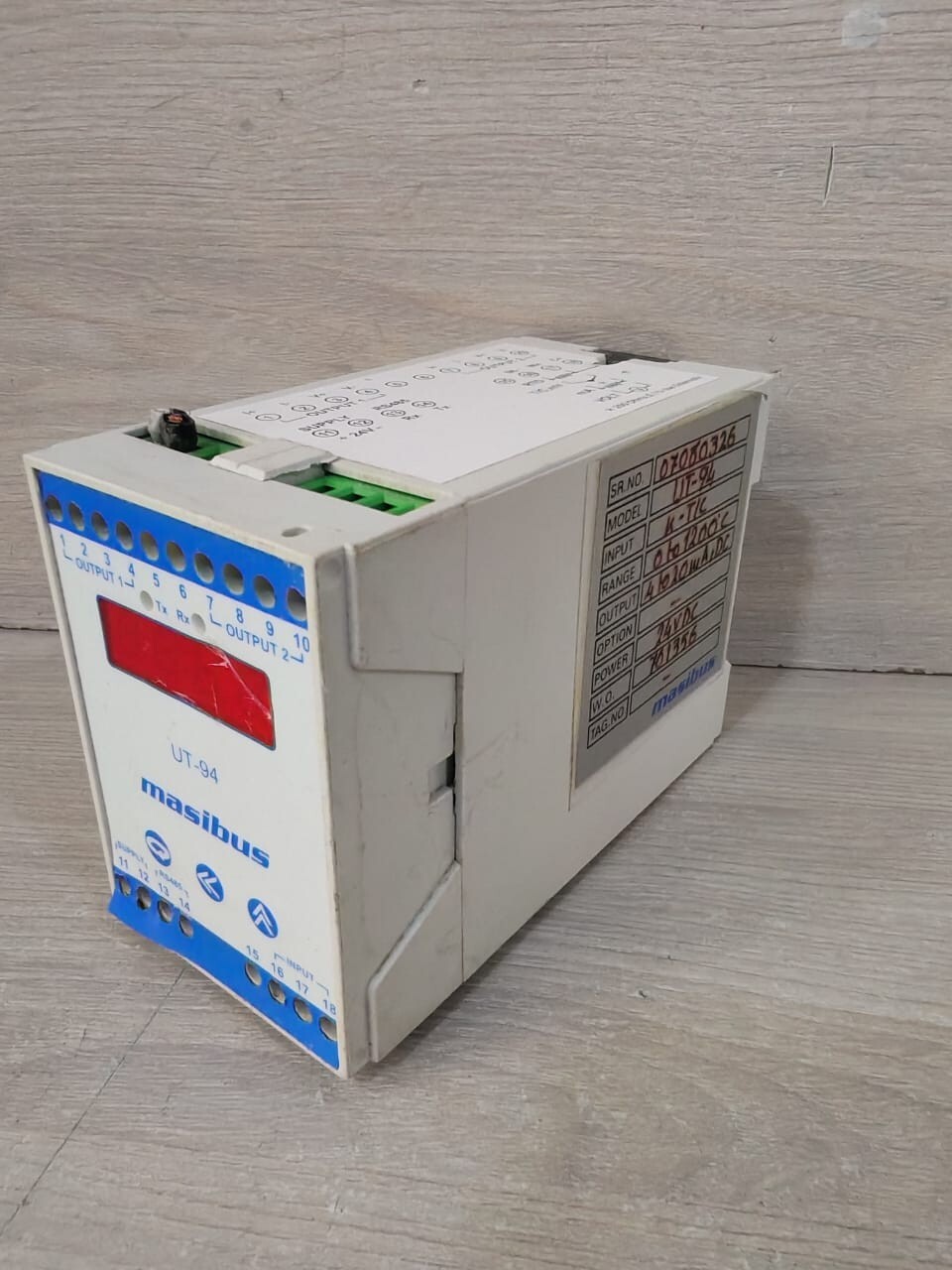 MASIBUS MASIBUS UT-94 MASIBUS UT-94 UNIVERSAL TRANSMITTER 4