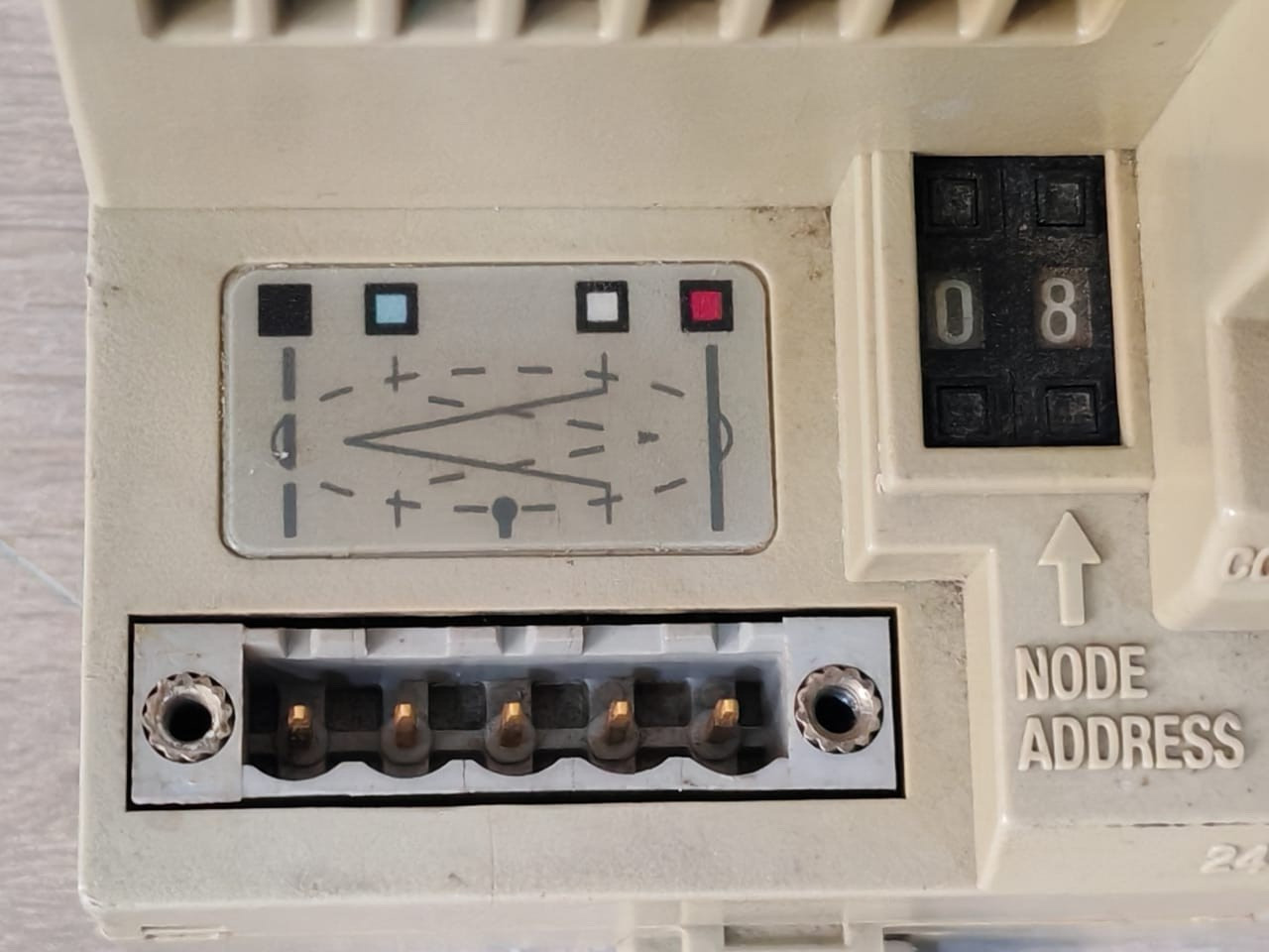 Allen-Bradley 96265072 Allen-Bradley 1794-ADN Ser.B Flex I/O 24 VDC Adapter 96265072 Rev.A01 4