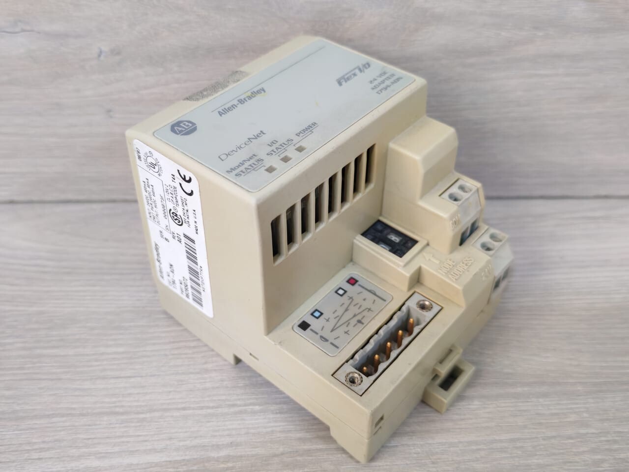 Allen-Bradley 96265072 Allen-Bradley 1794-ADN Ser.B Flex I/O 24 VDC Adapter 96265072 Rev.A01 10