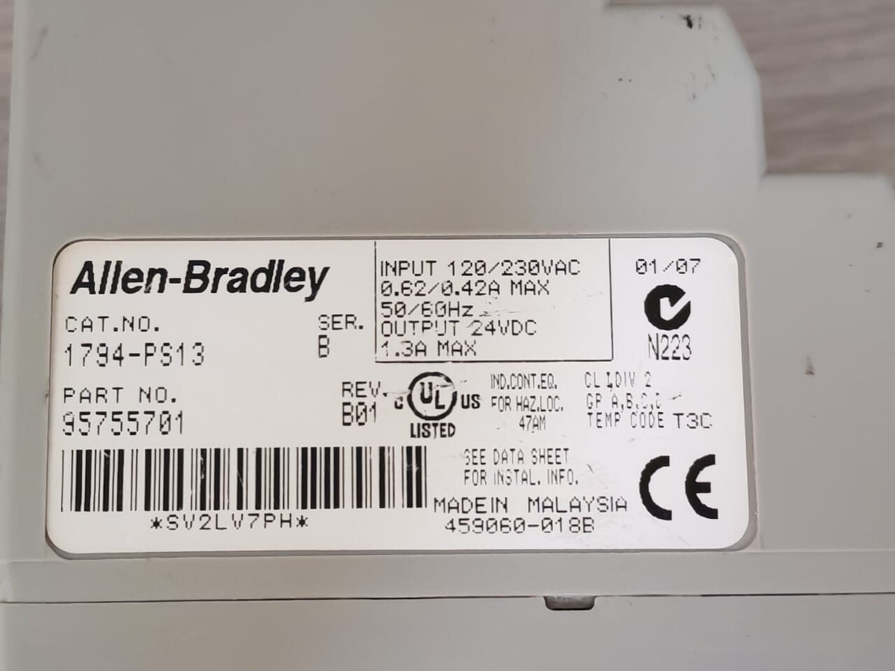 Allen-Bradley 95755701 Allen-Bradley 1794-PS13 Ser B Flex I/O 24 VDC Power Supply 95755701 Rev B01 2