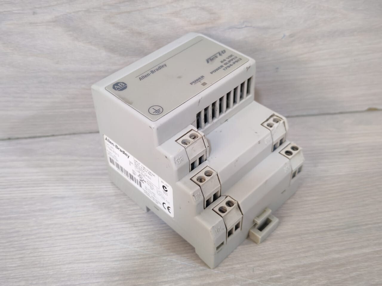 Allen-Bradley 95755701 Allen-Bradley 1794-PS13 Ser B Flex I/O 24 VDC Power Supply 95755701 Rev B01 10