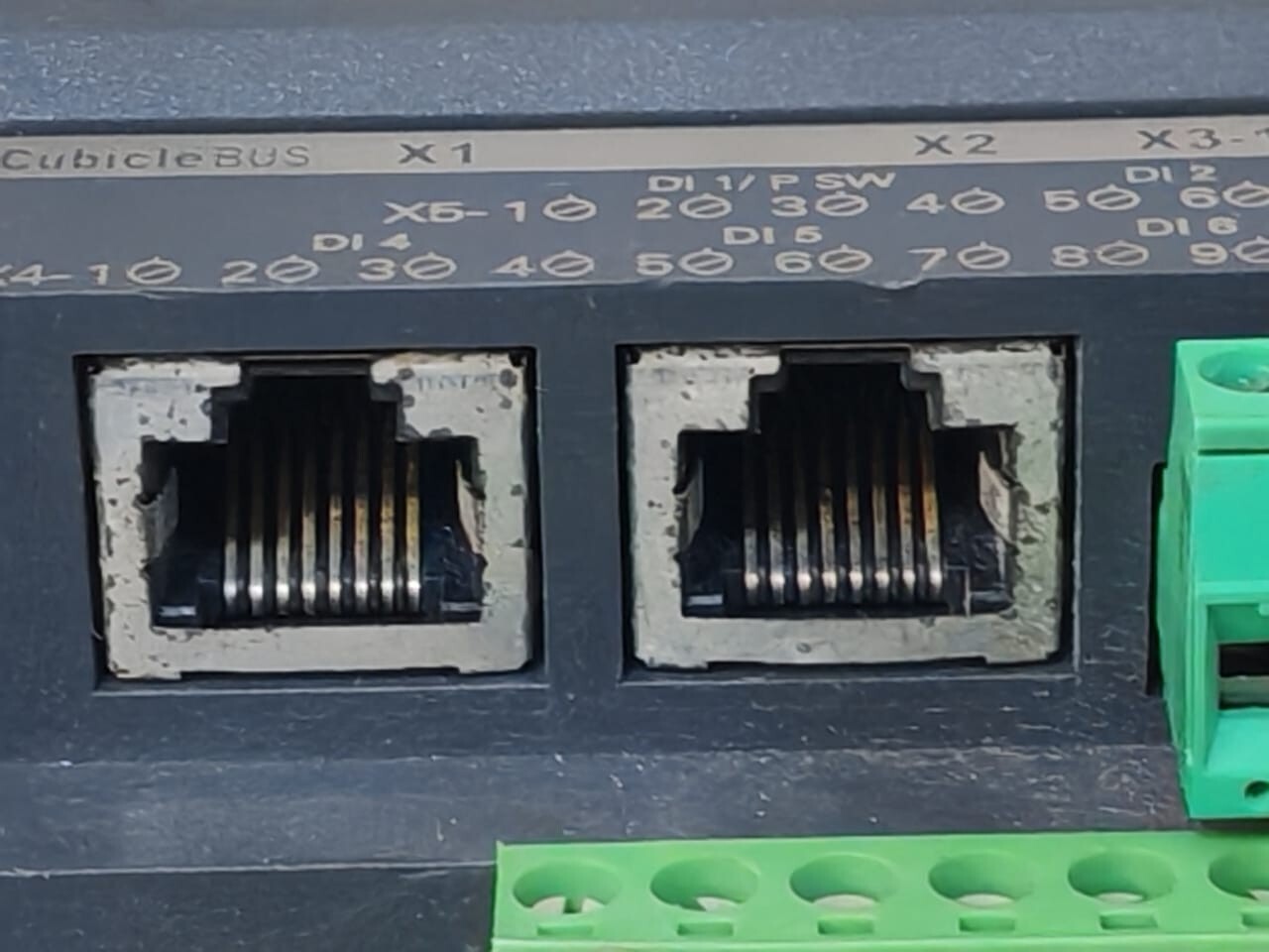 Siemens 3WL9111-0AT27-0AA0 Siemens 3WL9111-0AT27-0AA0 Sentron WL Circuit Breaker 4