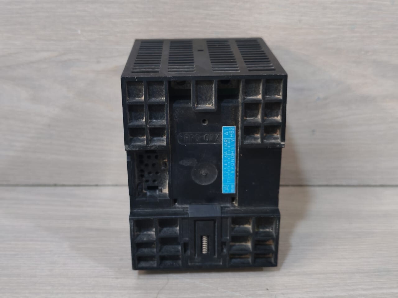 Siemens 3WL9111-0AT27-0AA0 Siemens 3WL9111-0AT27-0AA0 Sentron WL Circuit Breaker 9
