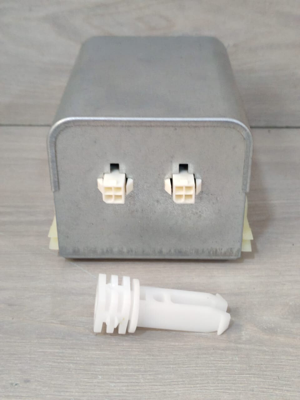 YORK 31-12028-001 YORK ML6144A1015 31-12028-001 ACTUATOR 24VAC 4.8A 50/60Hz 2