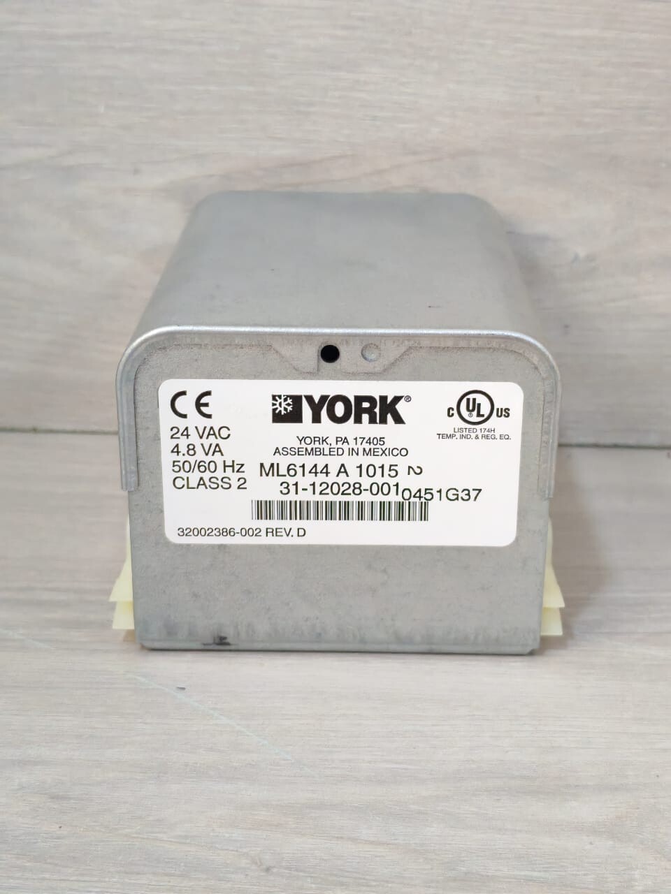 YORK 31-12028-001 YORK ML6144A1015 31-12028-001 ACTUATOR 24VAC 4.8A 50/60Hz 7