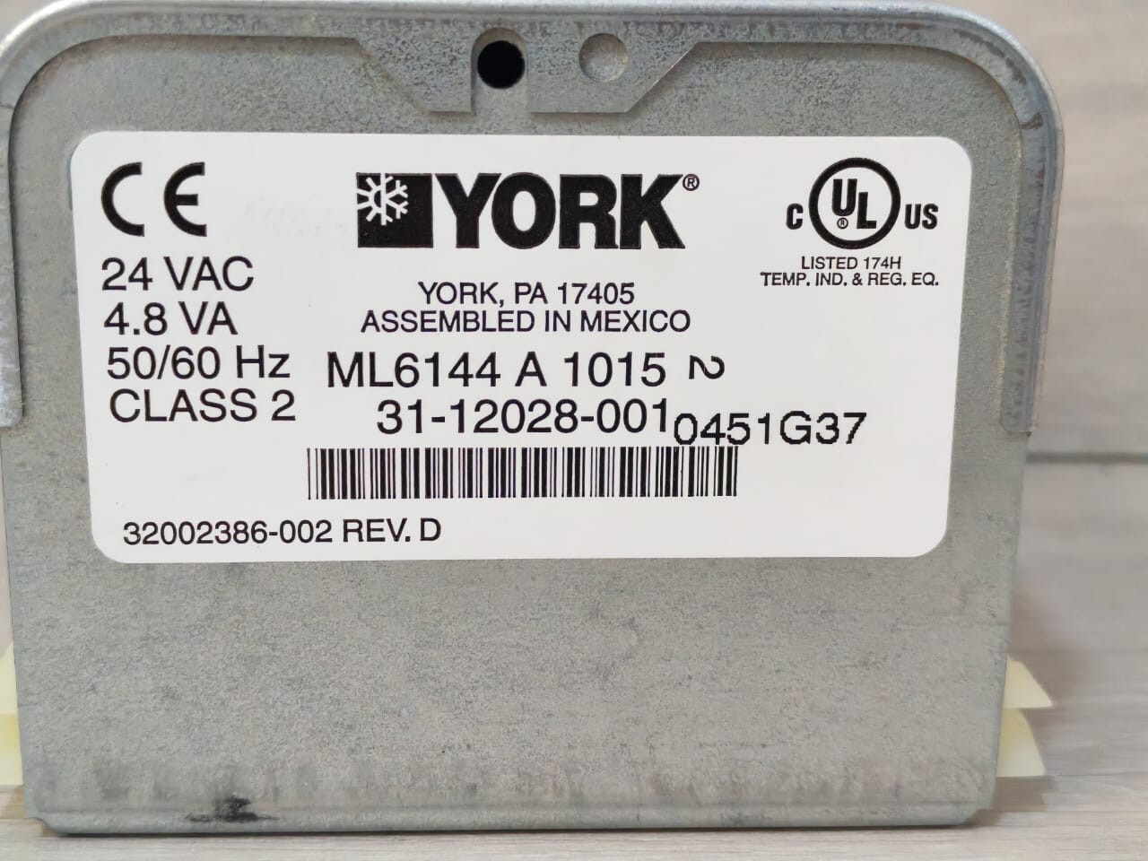 YORK 31-12028-001 YORK ML6144A1015 31-12028-001 ACTUATOR 24VAC 4.8A 50/60Hz 8