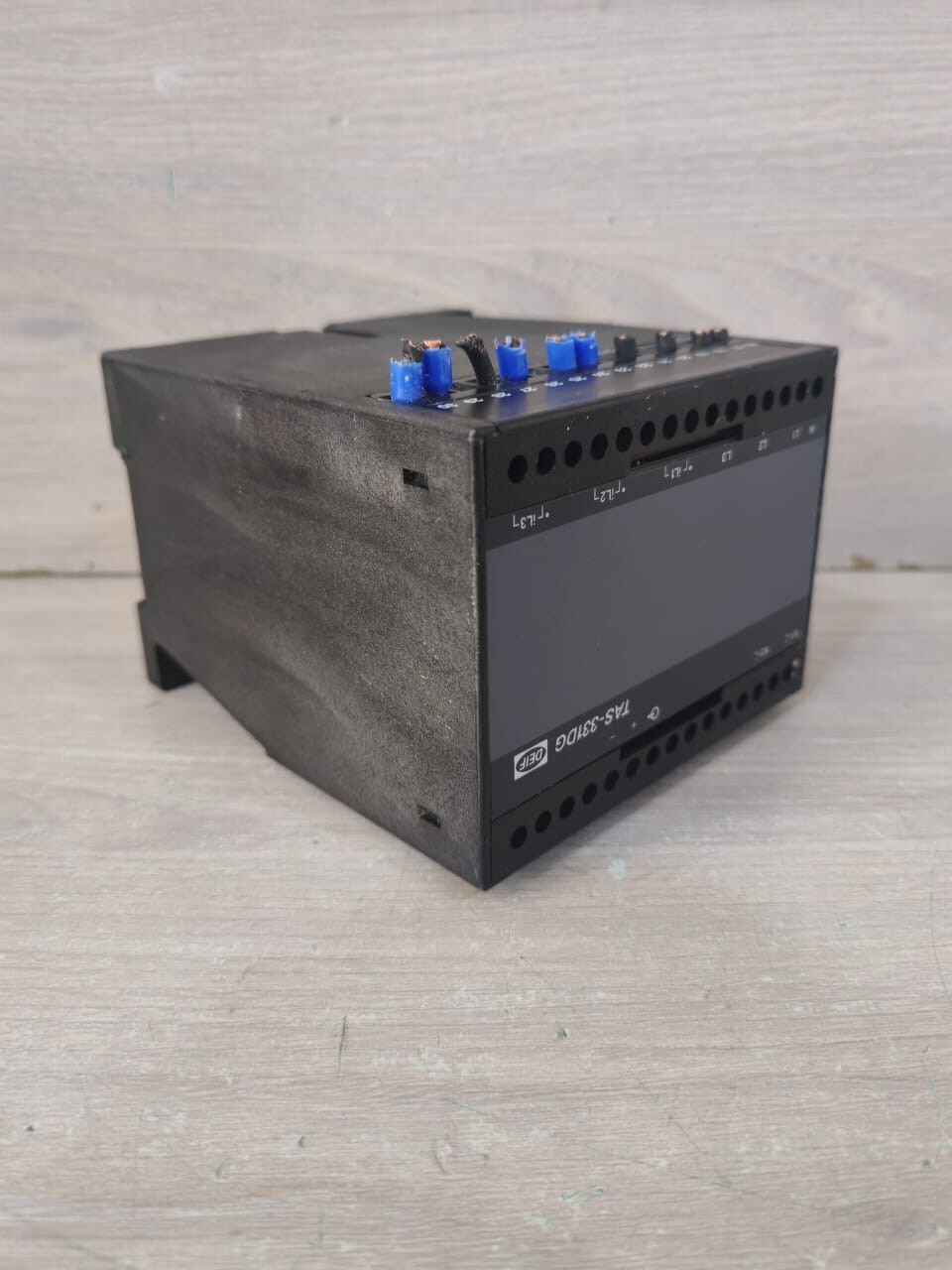 DEIF 100152816.130 DEIF TAS-331DG SELECTABLE TRANSDUCER 100152816.130 3W4 1.2mw 24VDC 4